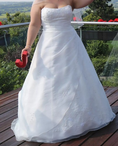 Wunderschönes brautkleid von - brautkleid,