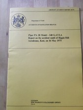 Piper PA 28 Modell -140 G-AVLA