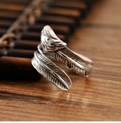 K01 ring feder mit adlerkopf - ring,