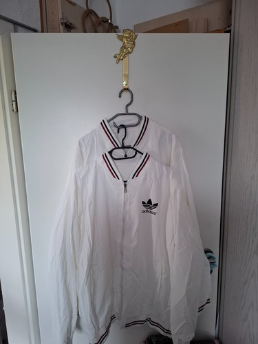 Adidasjacken nagelneu - ,, .