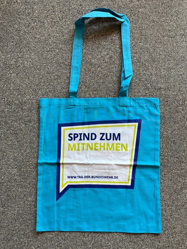Tag der bundeswehr - der,