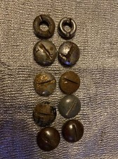 Glocken Kurbel Staubkappen.  (IK)