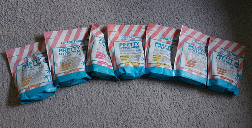 Offset pretty little meal - pretty,