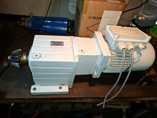 Lenze Elektromotor mit