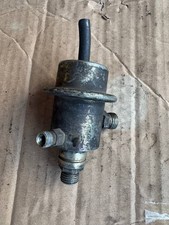 Mercedes-Benz W124 0438161001 Kraftstoffdruckregler J605