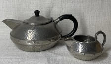 Alte Arts & Crafts Stil Zinn Pietrowicz England Teekanne und Milchkännchen