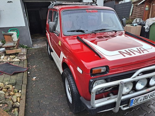 Oldtimer lada niva baujahr - lada,