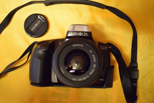 Minolta dynax 300si af zoom - minolta,