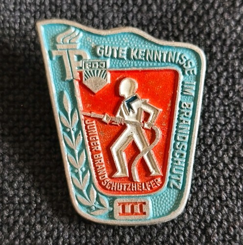 Abzeichen ddr gute kenntnisse - ddr:,