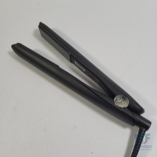 ghd Gold Glätteisen Styler Schwarz | Profi Sleek Look | Anti-Frizz | Alle Haarty