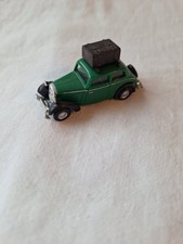 Modellauto 1:87 von  Brekina  DKW  F 7   grün mit Dachgepäck