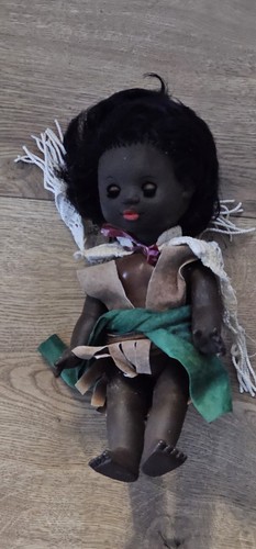 Alte schwarze ddr puppe - ,