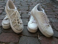 2 Paar Schuhe glitzern und