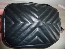 ........" Primark " kleine Umhängetasche schwarz - langer Riemen