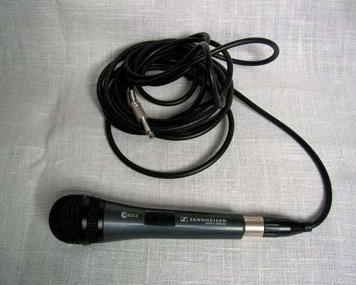 Sennheiser 825 - e,