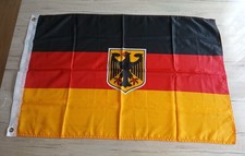 Deutschland Flagge mit Bundesadler L 94 x B 61 cm