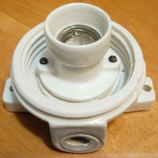 Alte Lampe, Kellerlampe