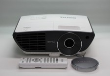 *TOP* BenQ W700 DLP Beamer mit Fernbedienung – HD Ready (720p)