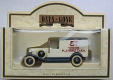 Lledo 1933 Packard Town Van