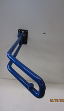 HEWI Stützklappgriff 950mm Stahlblau vorne 45° abgewinkelt