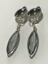 Ohrclips / facettierter Glas-Rauchquarz / polierter Hämatit-Cabochon / 3,5 cm