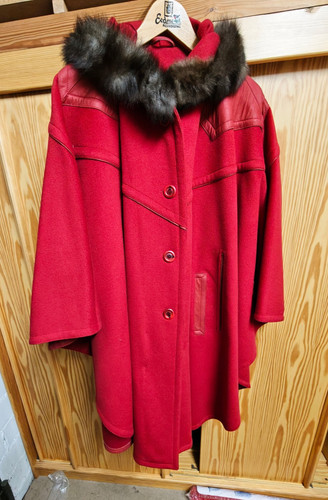 Salzmann loden cape rot mit - salzmann,