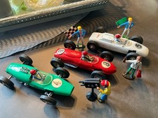 carrera universal 132 konvolut Autos und Figuren.