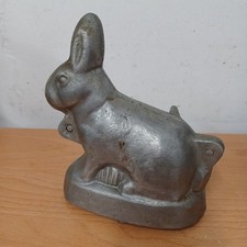 Vintage: Alte Backform Kuchenform Schokoladenform Hase/ Osterhase 2-tlg. Aluguss