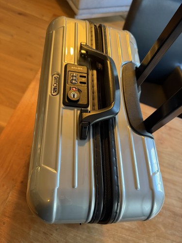 Rimowa cabin trolly - rimowa,