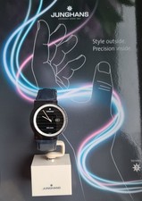 Funkuhr Junghans Mega Solar 21