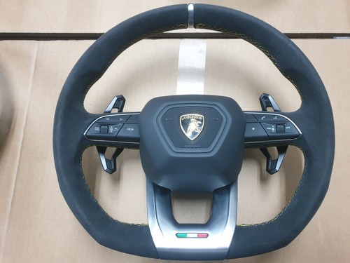 Lamborghini urus 4ml alcantara - lamborghini,