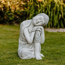 Knieender Buddha Steinfigur