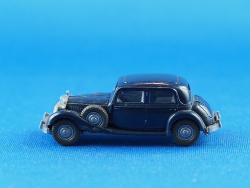 Wiking mercedes 260d - 1:87,