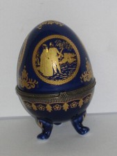 Ei Dose Zierdose Porzellanei Porzellandose kobaltblau gold mit Liebespaar 10x6cm