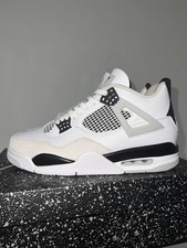 EU Größe 43 - Jordan 4 Retro