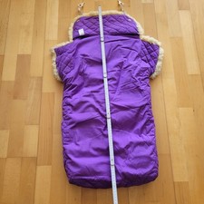 Lammfellfußsack (Echtfell!), lila, sehr guter Zustand