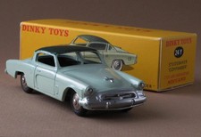 Dinky Toys 24Y Studebaker Commander two tone green near mint
