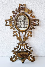 sehr schönes barockes Weihwasserbecken in Kreuzform aus Messing um 1790/1800