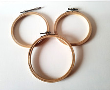 3 Stickrahmen aus Holz Messing