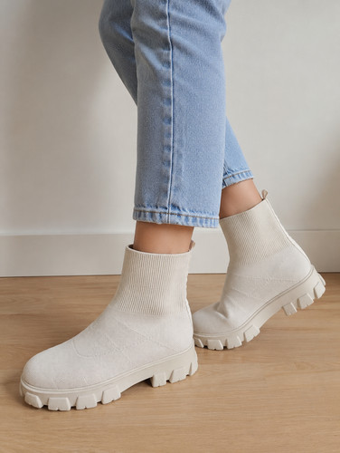 Strick-Socken-Stiefeletten