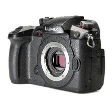 Panasonic LUMIX DC-GH5 Mark II (schwarz) Kamera