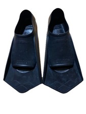 arena Powerfin Schwimmflossen 39-40 Flossen Schwarz Trainingsflossen Kurze