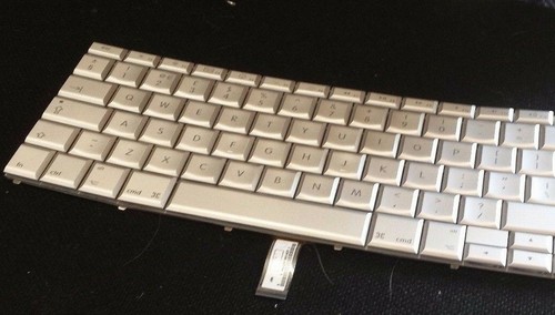Original apple macbook pro - macbook,