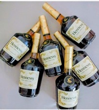 +++ 6 Flaschen Hennessy Very