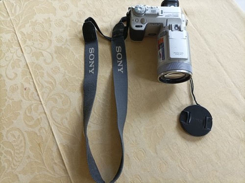 Sony cyber shot dsc f717 - sony, dsc-f717