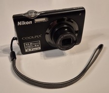 Nikon Coolpix S3000 Digitalkamera – sehr guter Zustand – OVP 12 MP getestet