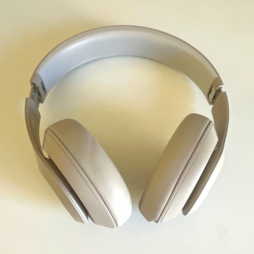 Beats studio pro - beats,