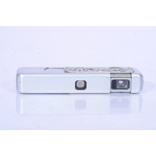 Minox 8x11 kleinstbildkamera - a,