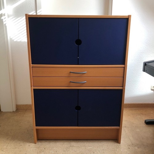 Blaue kommode mit holz - mit,