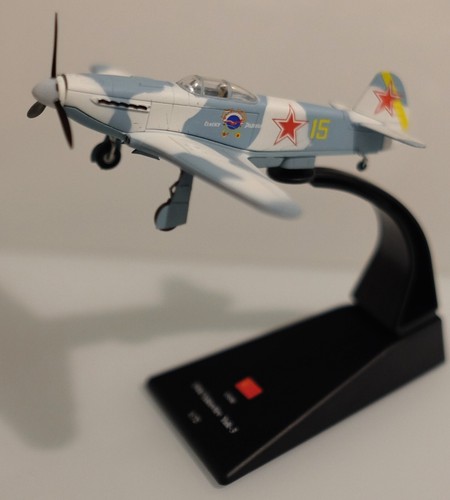 Amercom yakovlev yak 72 - yakovlev, 1:72